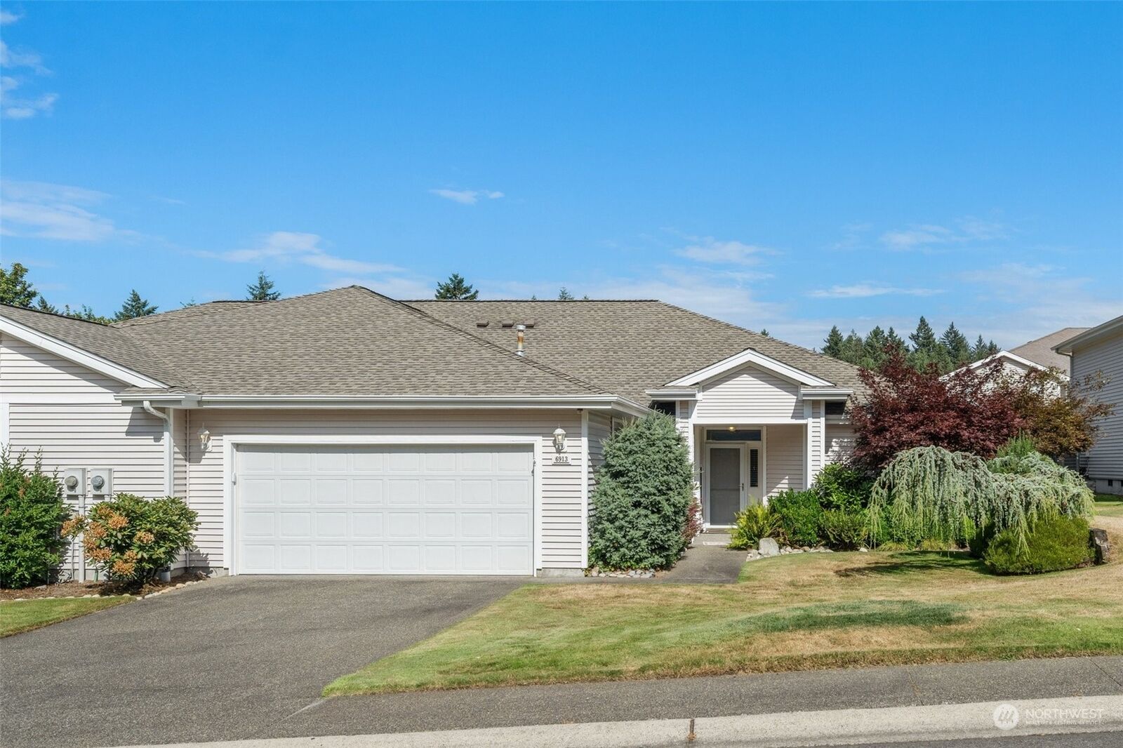 3 bed Lakewood home for sale 6913 90th Avenue Ct SW, Lakewood, WA 98498