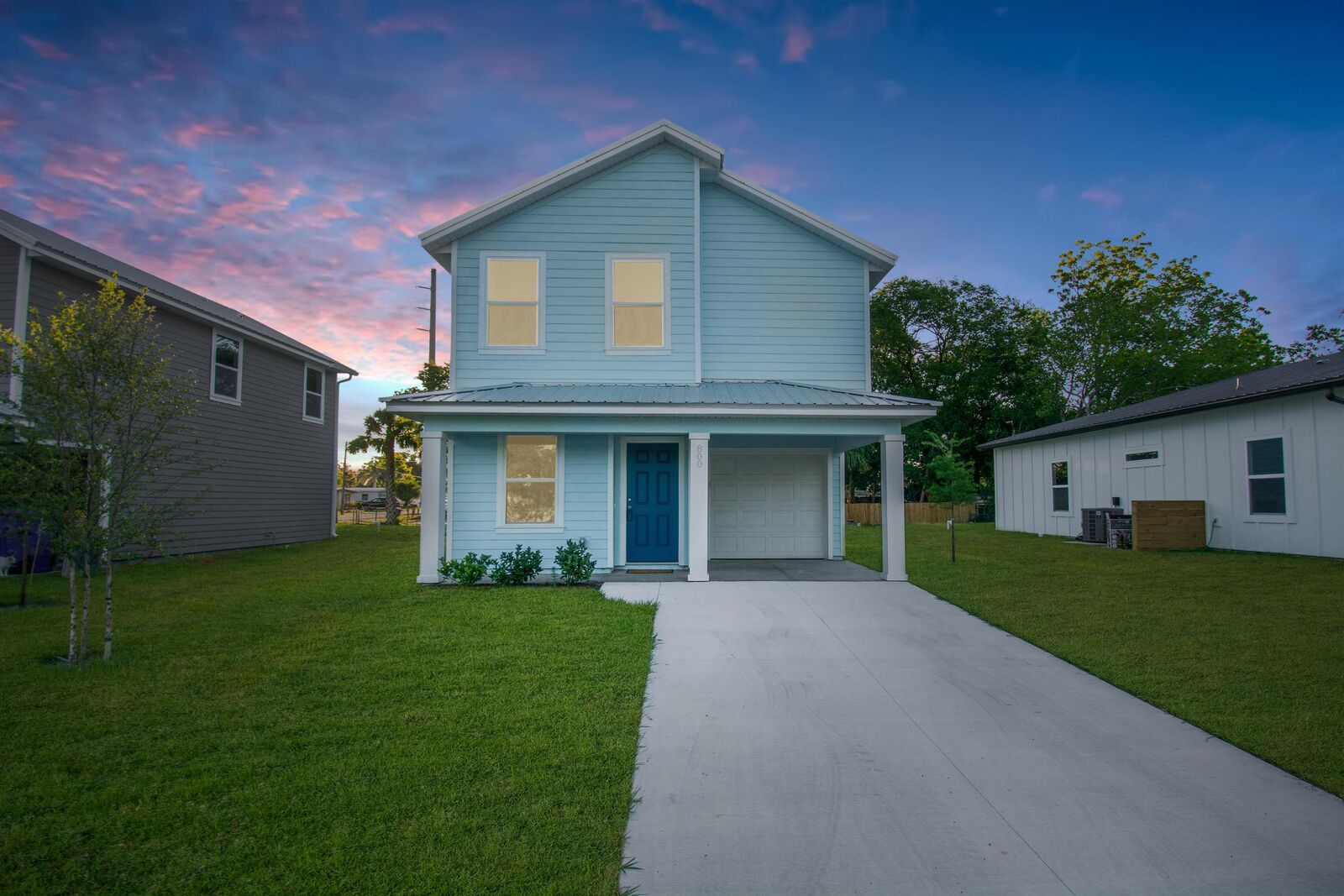 Property Photo:  565 S Woodlawn Street  FL 32084 