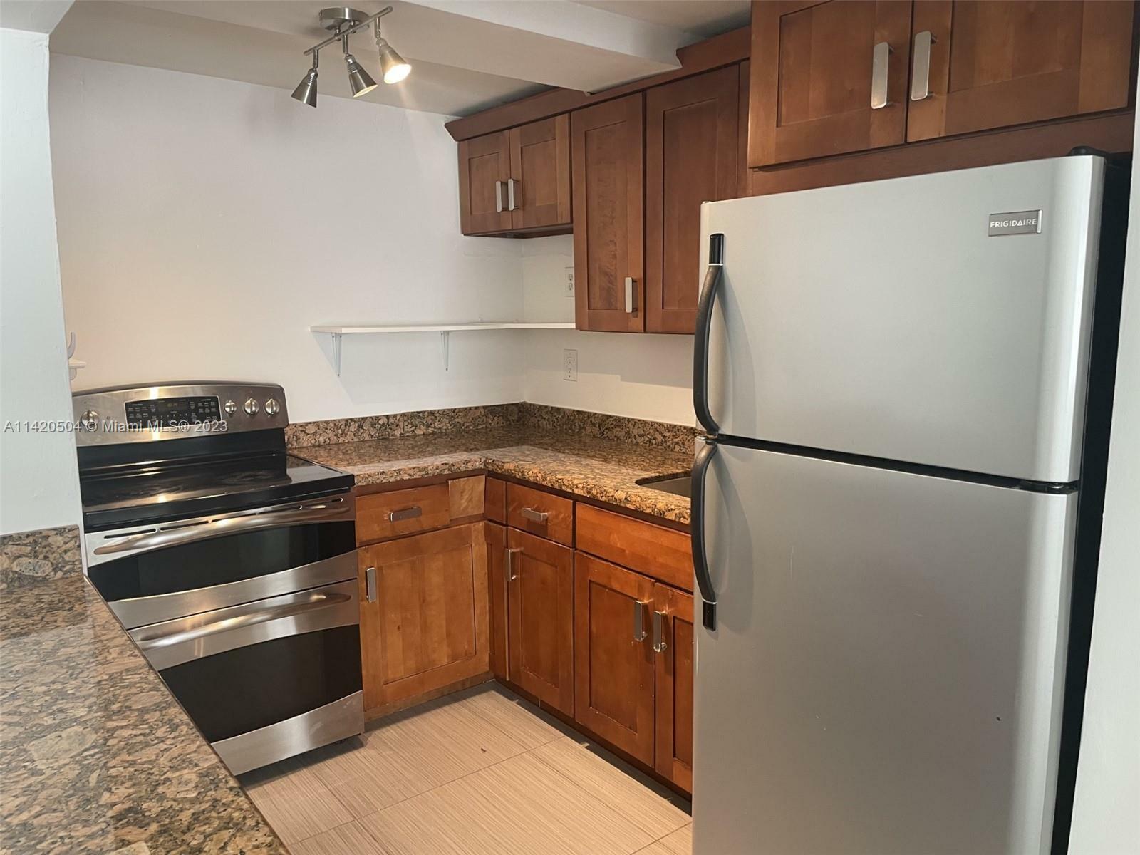 Property Photo: 8609 SW 68th Ct 4 FL 33156