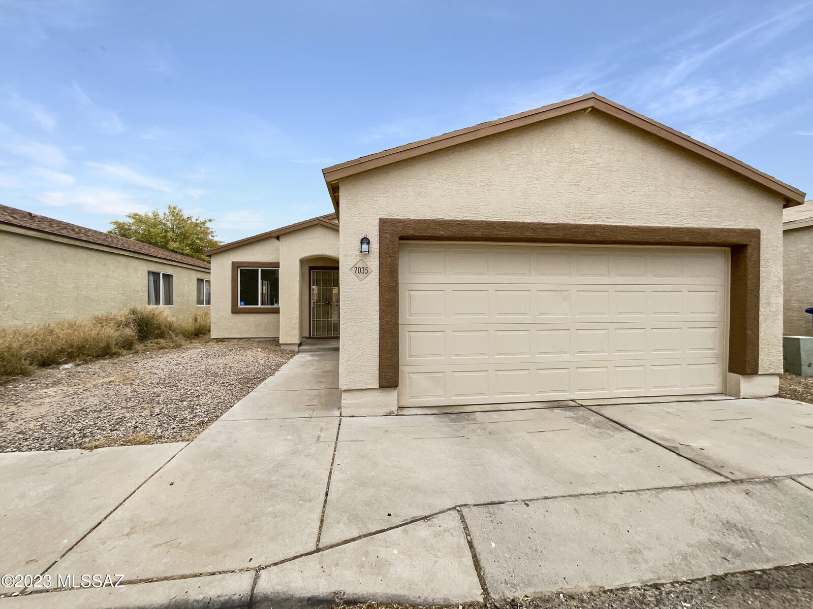 Property Photo: 7035 S Placita Sorrento AZ 85756