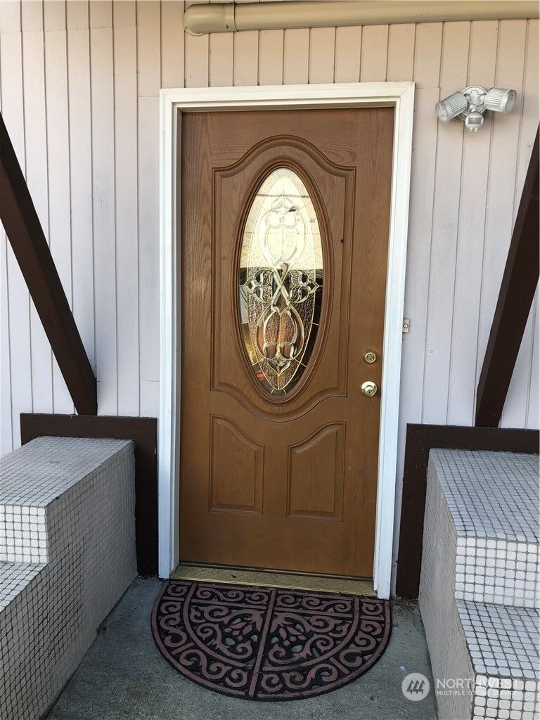 Property Photo:  2715 NE 115th Street  WA 98125 