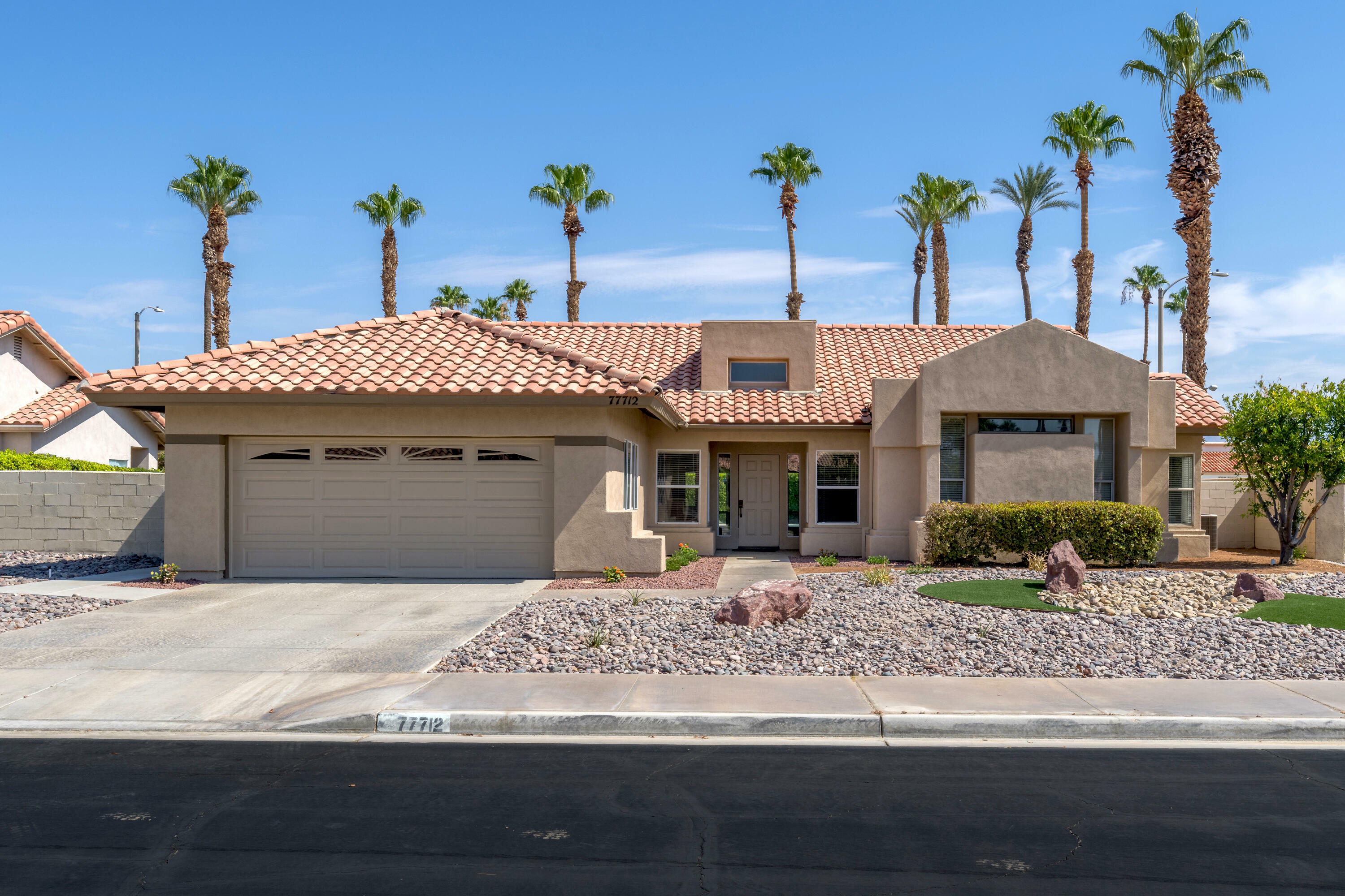 Property Photo: 77712 Barons Circle CA 92211