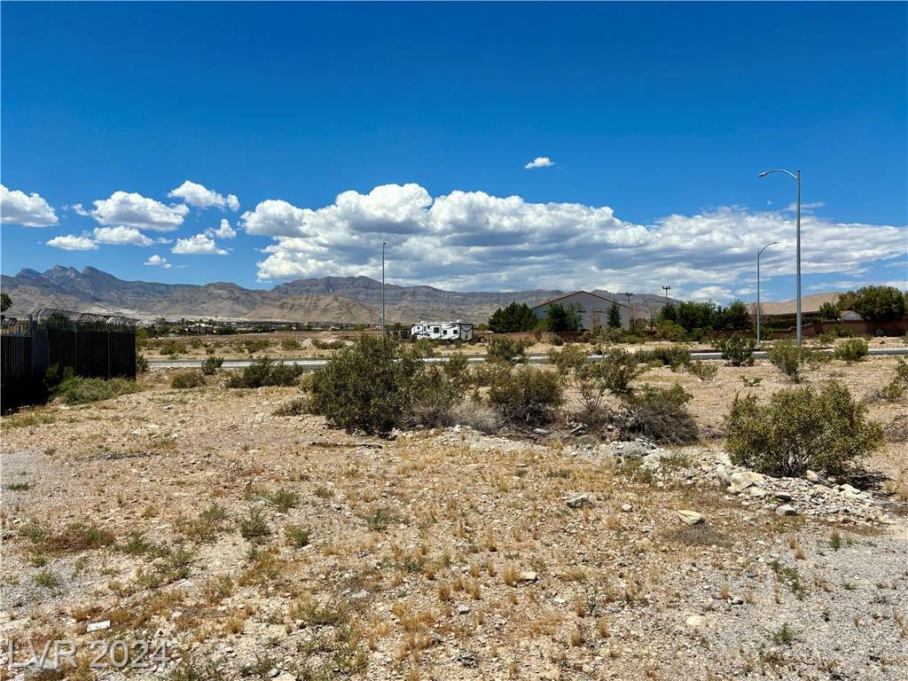 Property Photo:  9180 West Hammer Lane  NV 89149 