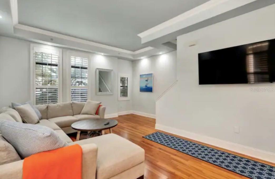 Property Photo:  2211 Soho Bay Court  FL 33606 