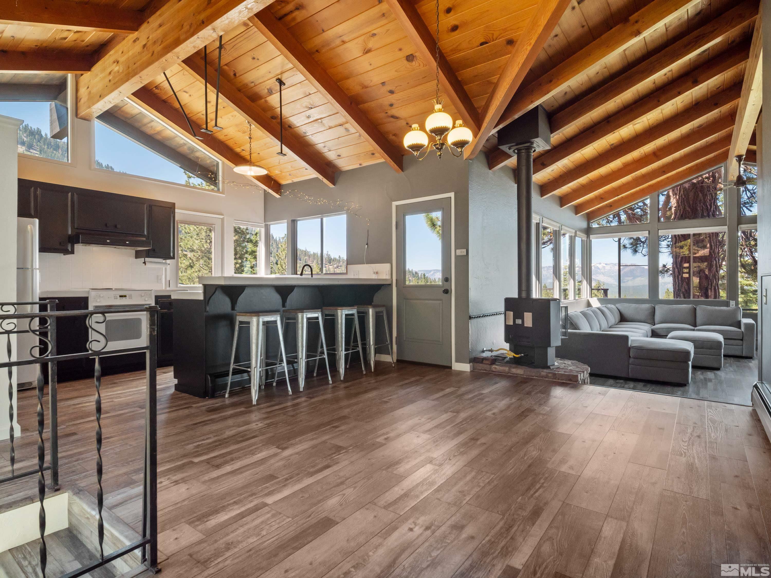 Property Photo: 1406 Bonita Rd CA 96150
