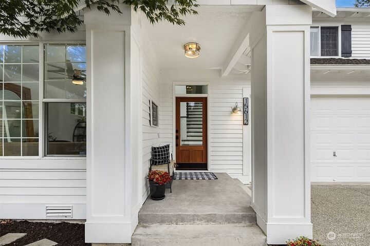 Property Photo: 15612 59th Drive SE WA 98296