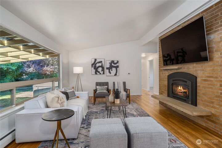 Property Photo:  157 SW 313th Street  WA 98023 
