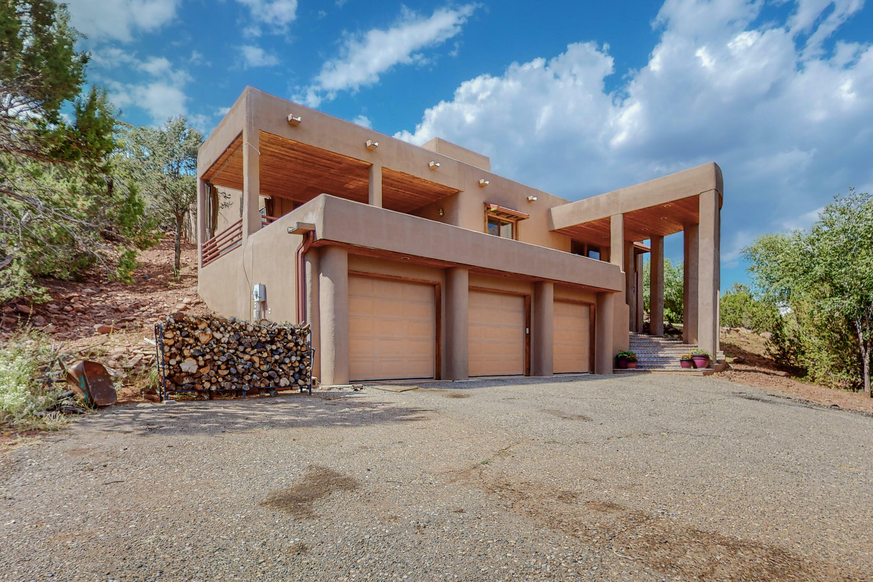 Property Photo:  5 Howlin Wolf Trail  NM 87059 