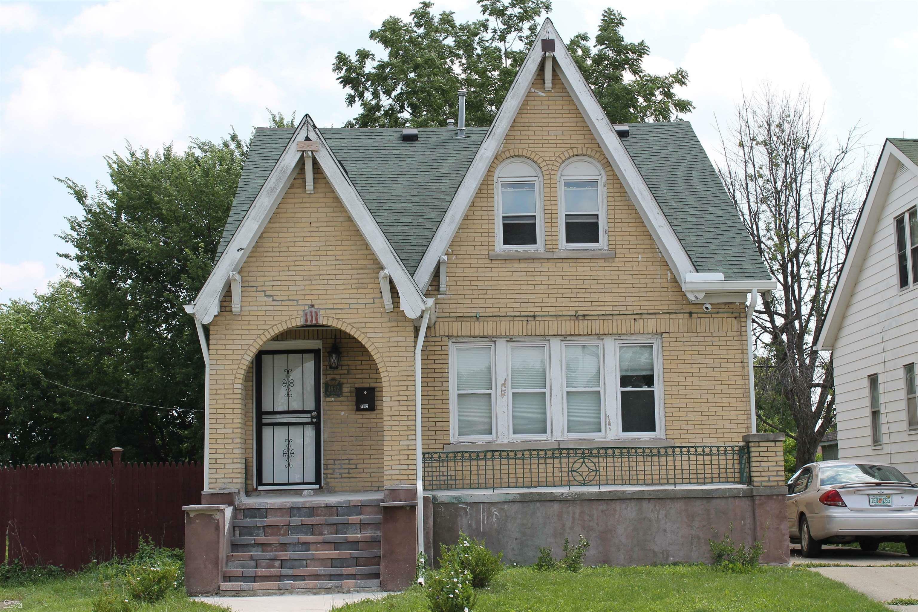 Property Photo:  4882 Nottingham  MI 48224 