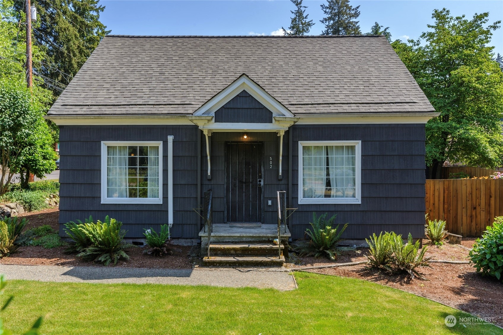 Property Photo:  502 Columbia Avenue  WA 98466 