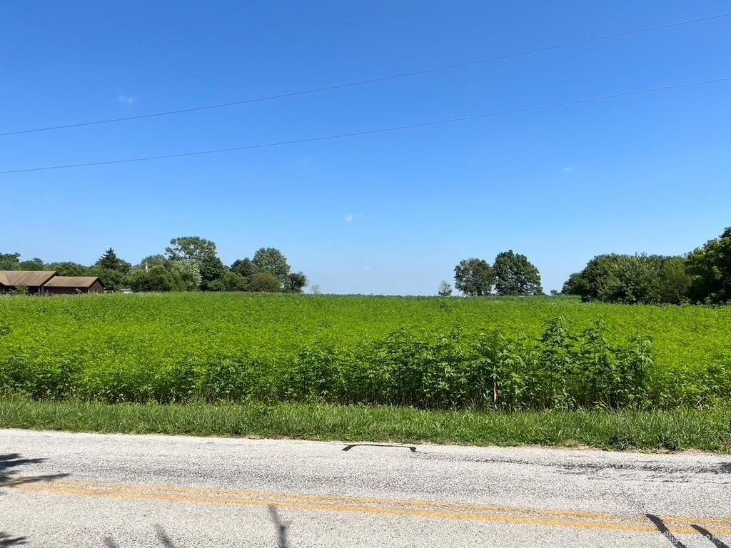Property Photo:  5408 N Hampton Road  OH 45502 