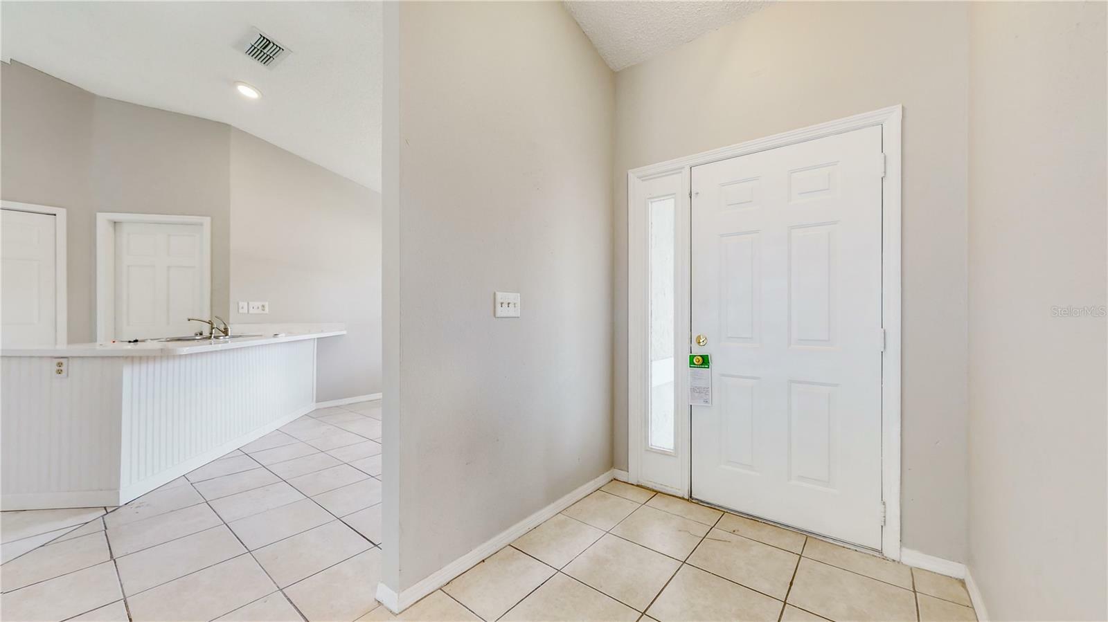 Property Photo:  335 Chelmsford Court  FL 34758 