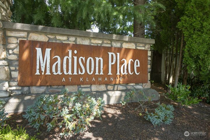 Property Photo:  4206 252nd Avenue SE  WA 98029 