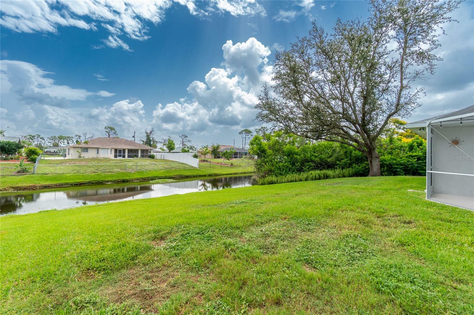 Property Photo:  7466 Rosemont Drive  FL 34224 