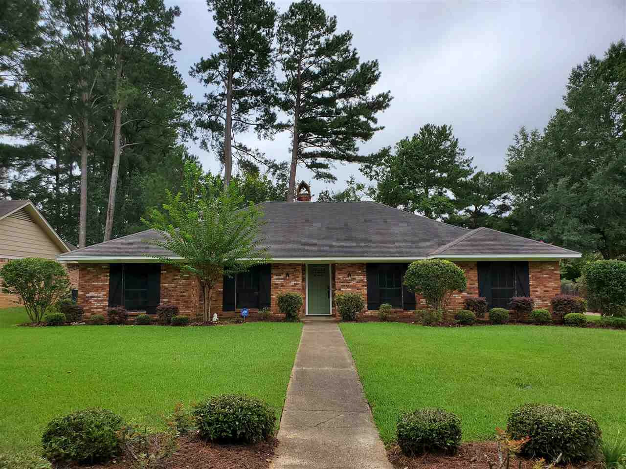 Property Photo: 10 Treeway Drive MS 39042