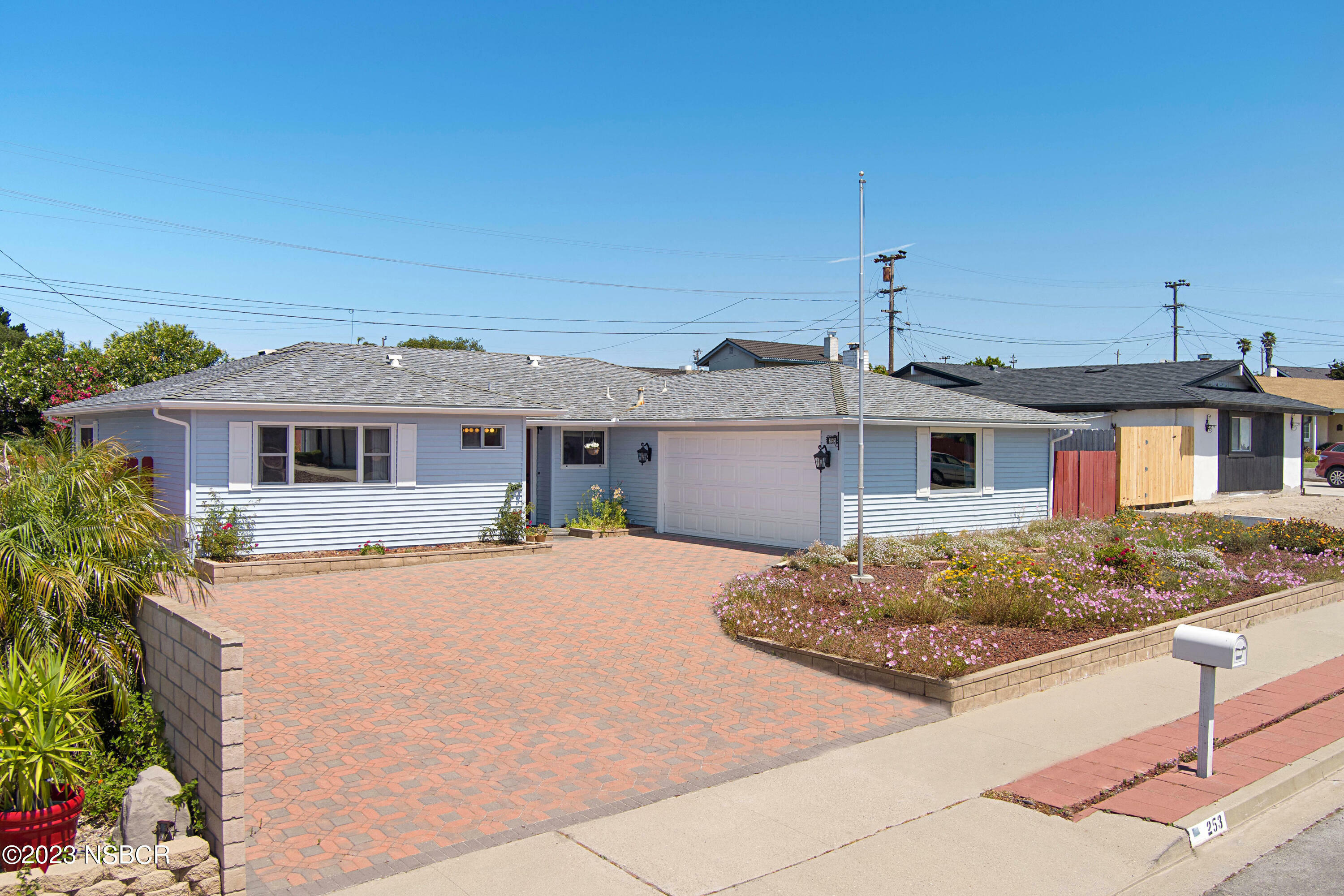 Property Photo: 253 Orion Avenue CA 93436
