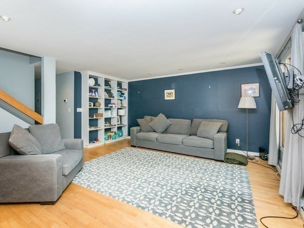 Property Photo:  155 Erie St Th  MA 02139 