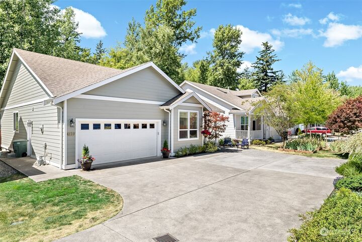 Property Photo:  4129 Palisade Way  WA 98226 