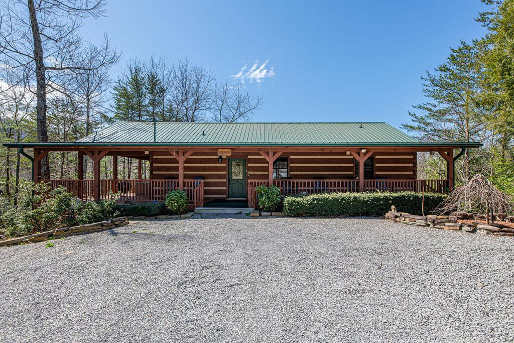 Property Photo:  3859 Warden Branch Lane  TN 37738 