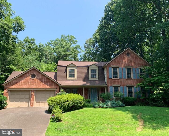 2805 Oakton Mill Drive  Oakton VA 22124 photo