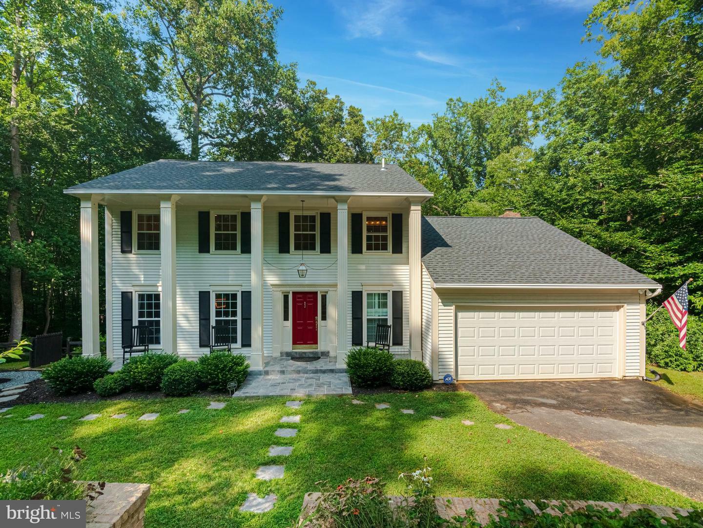Property Photo: 6500 Mockingbird Lane VA 20111