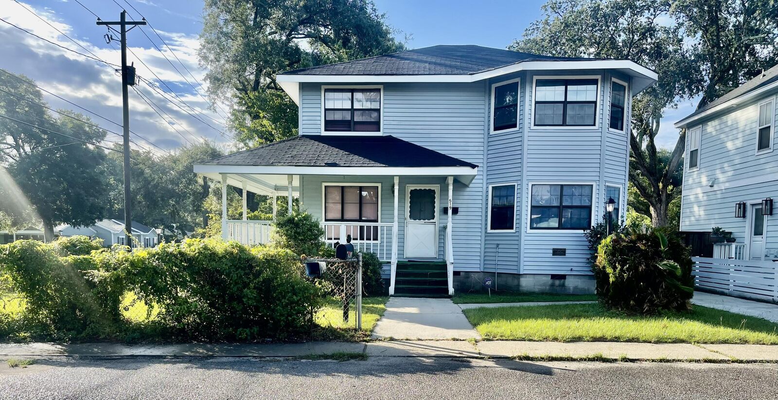 Property Photo:  519 Bank Street  SC 29464 