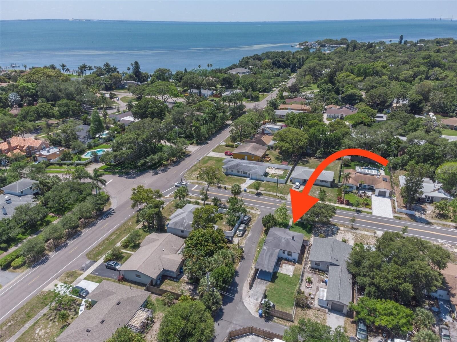 Property Photo:  417 62nd Avenue S  FL 33705 
