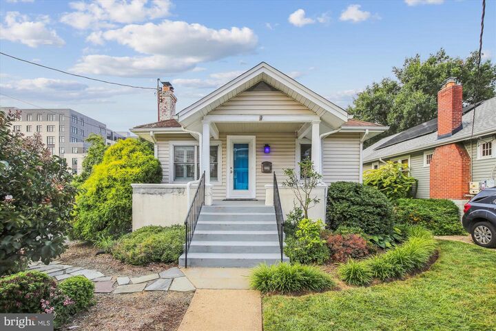 3450 13th Street N  Arlington VA 22201 photo