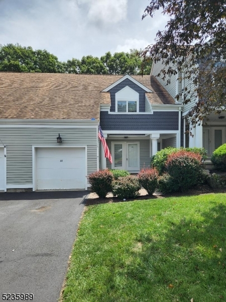 Property Photo:  44 Beacon Hl  NJ 07871 