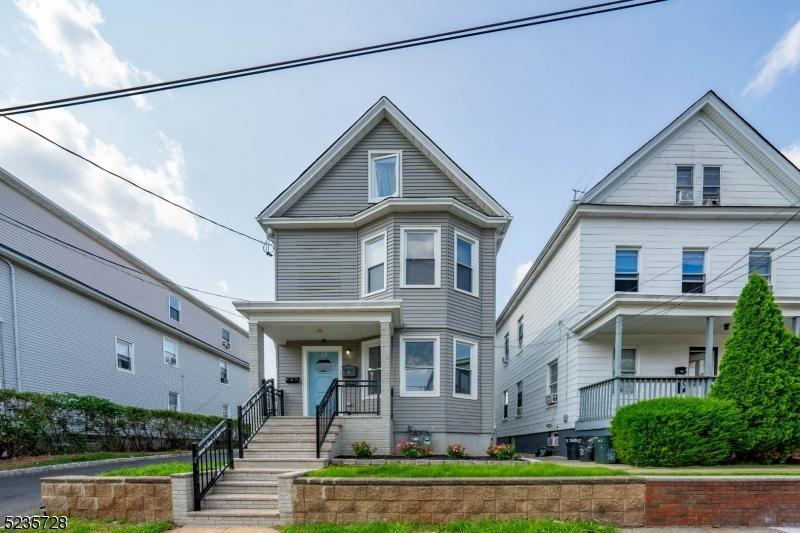 Property Photo:  17 John St  NJ 07202 