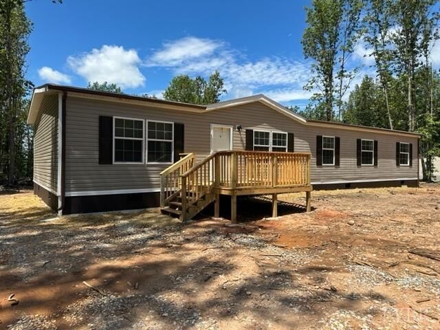 995 Robinson Road  Appomattox VA 24522 photo