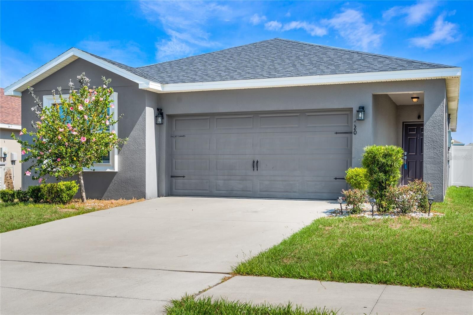 Property Photo:  520 Monticelli Drive  FL 33844 