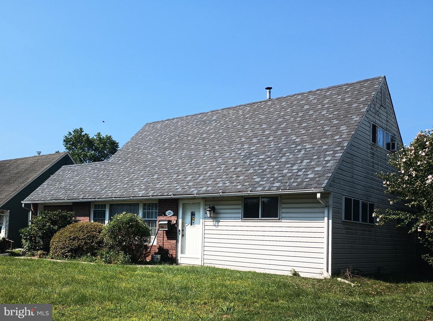Property Photo: 29 Kentucky Lane PA 19055