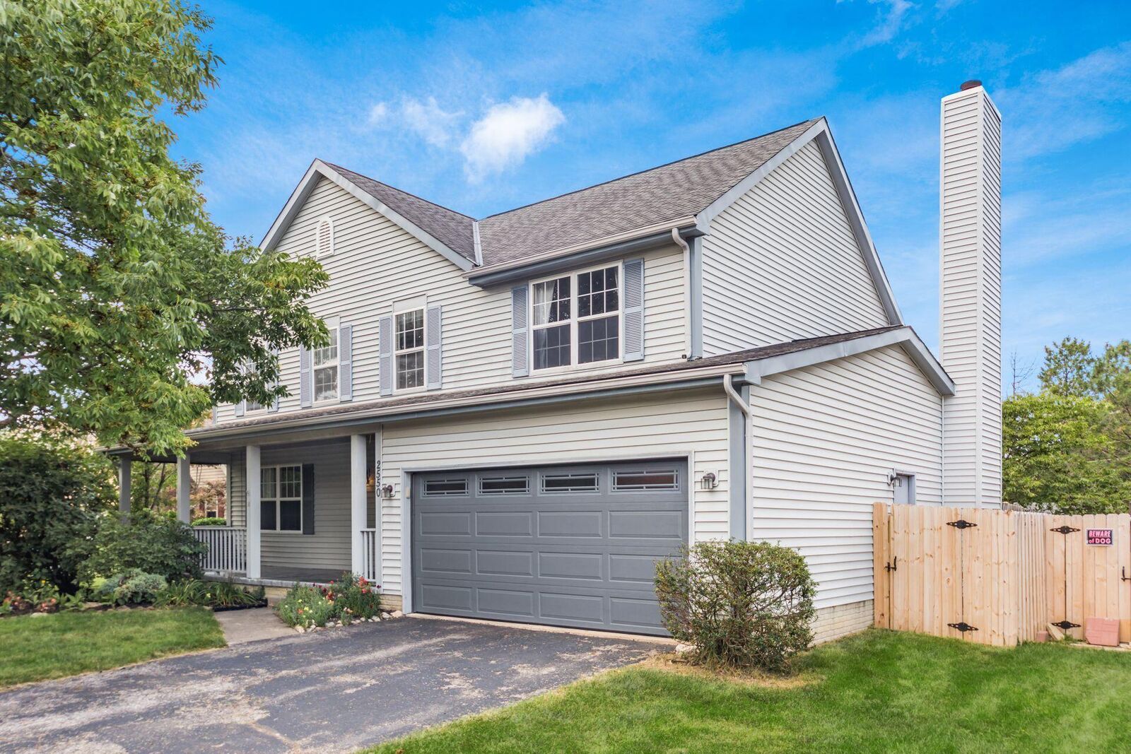 Property Photo:  2550 Cowall Drive  OH 43026 