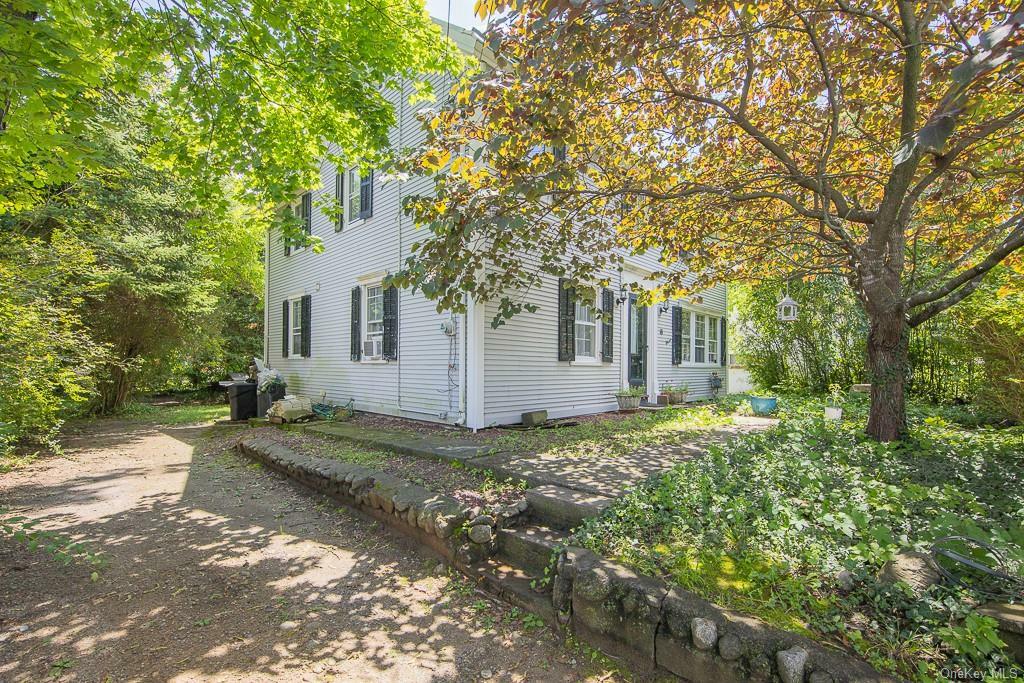 Property Photo:  18 Wood Avenue  NY 10980 