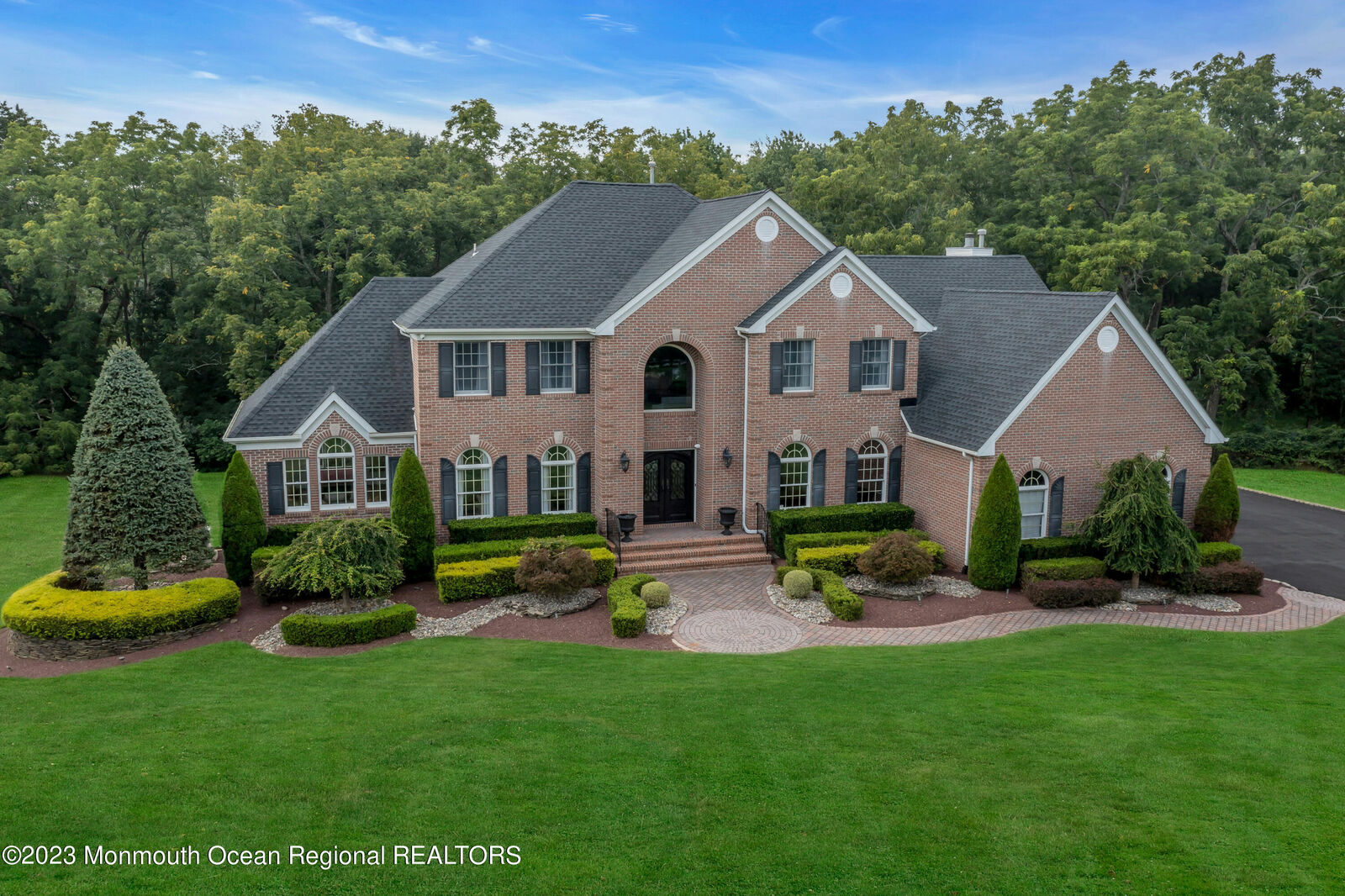 Property Photo:  6 Delaney Court  NJ 07726 