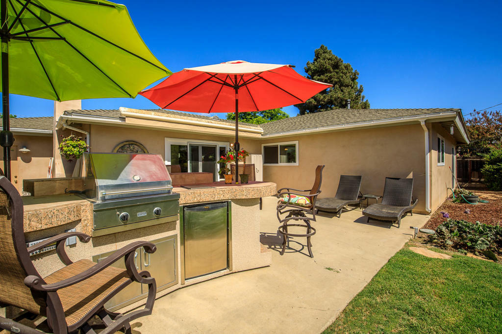 Property Photo:  2230 Rocklyn Street  CA 93010 