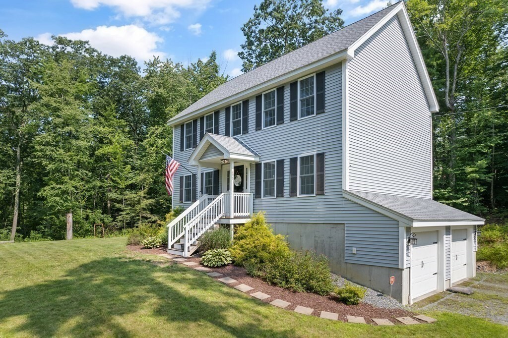 Property Photo:  299 Allen Rd  MA 01431 