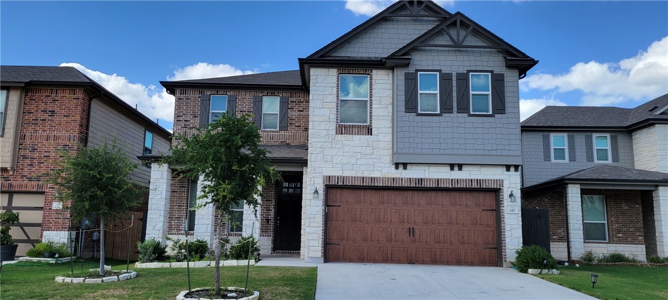 Property Photo: 117 Freigeist Drive TX 78728