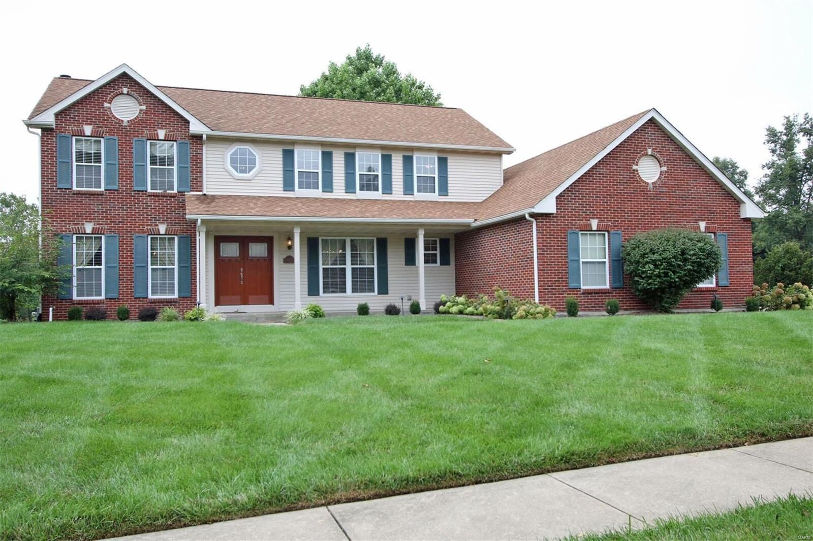 Property Photo: 4301 Woodfield Place IL 62226