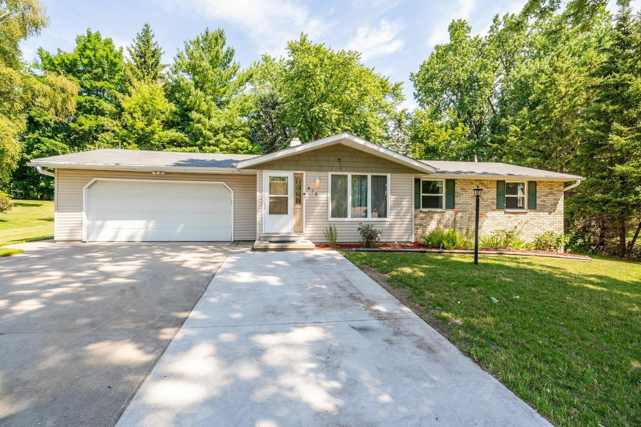 Property Photo:  875 Moon Drive  WI 54313-6958 