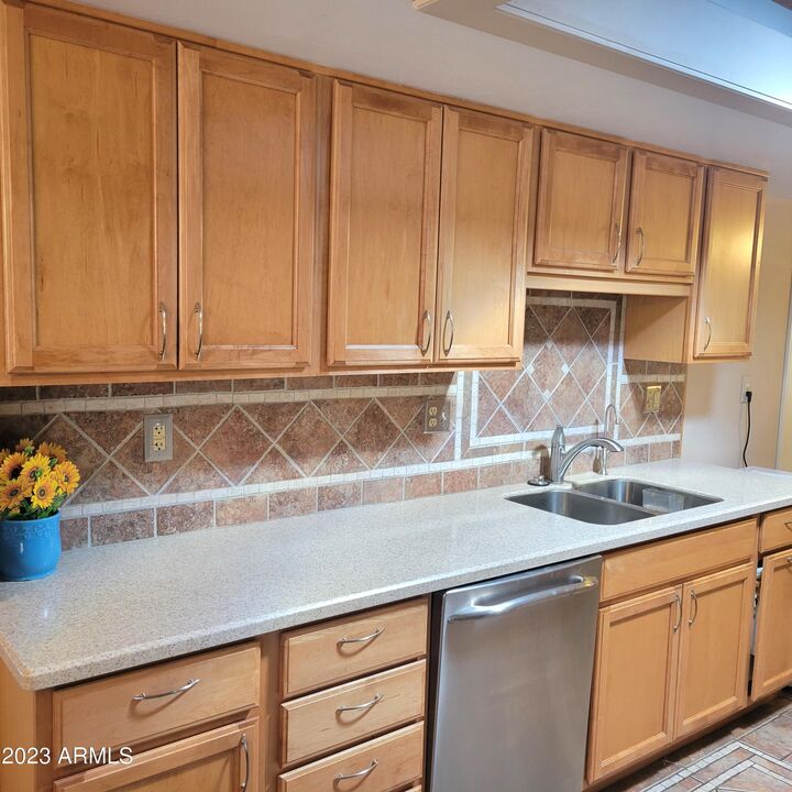 Property Photo: 11075 W Edgewood Drive AZ 85351