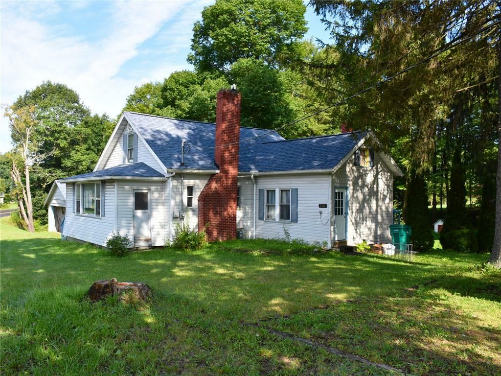 Property Photo: 25102 Saegertown Street PA 16433
