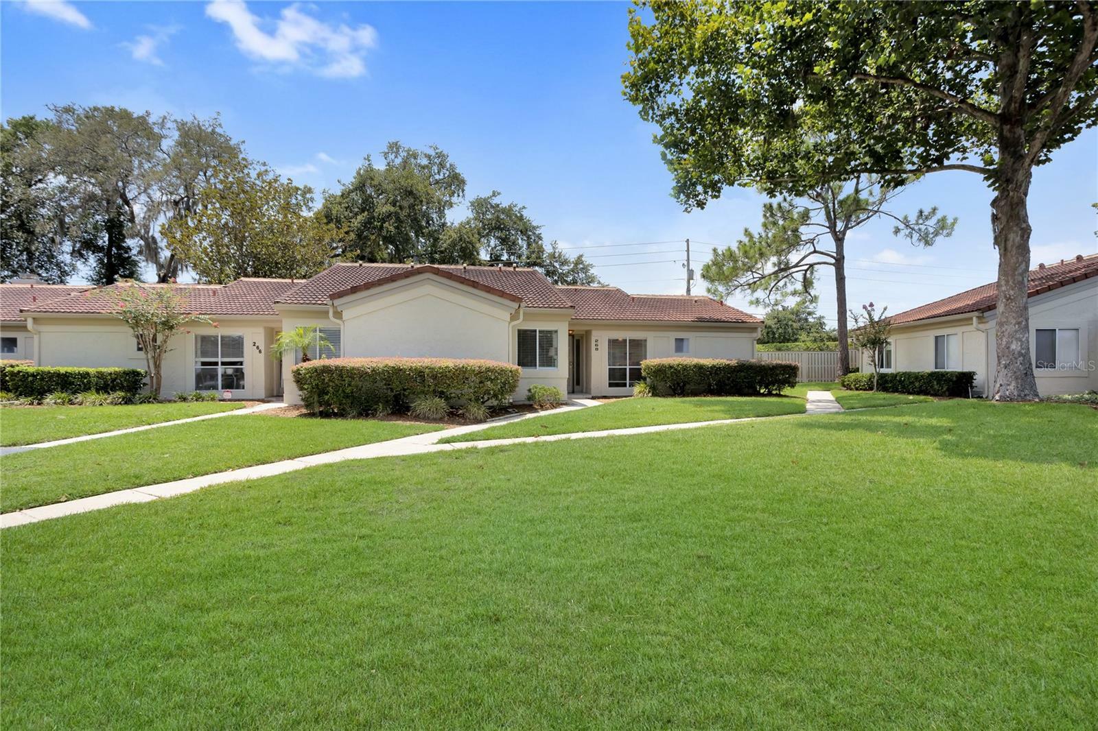Property Photo: 268 W Sabal Palm Place 268 FL 32779