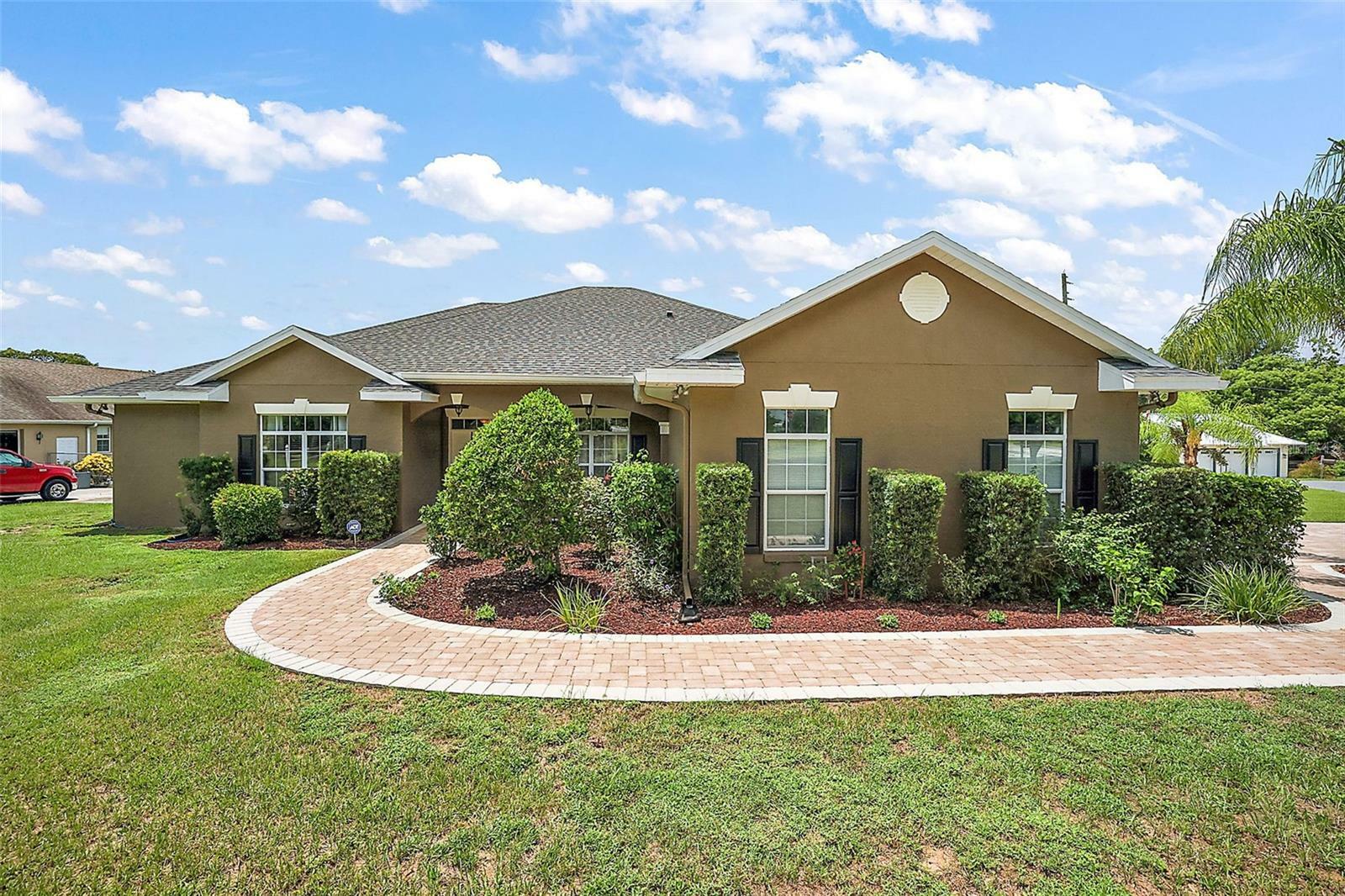 Property Photo:  17800 E Lake Jem Road  FL 32757 