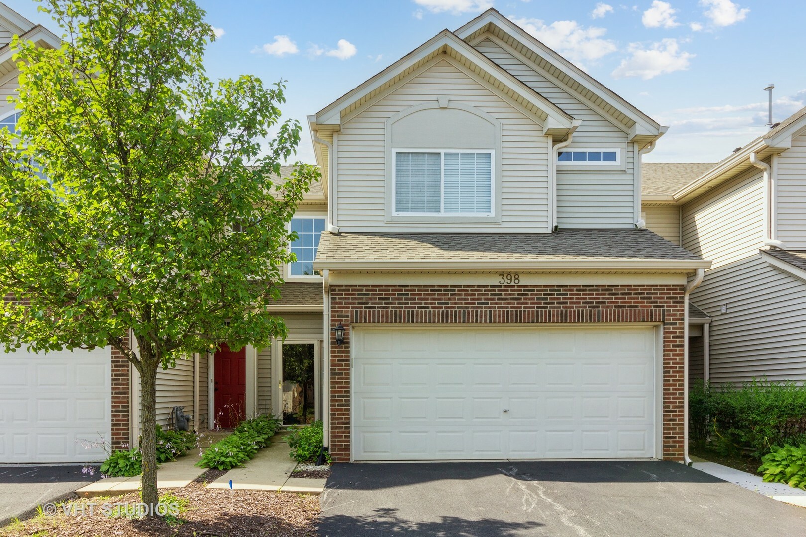 Property Photo:  398 Jamestown Court  IL 60502 