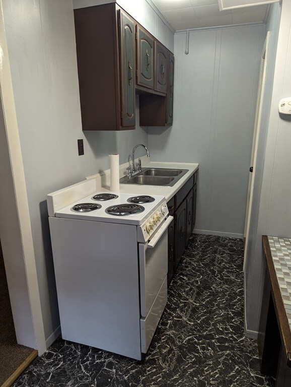 Property Photo: 24 Negus St 1 MA 01570