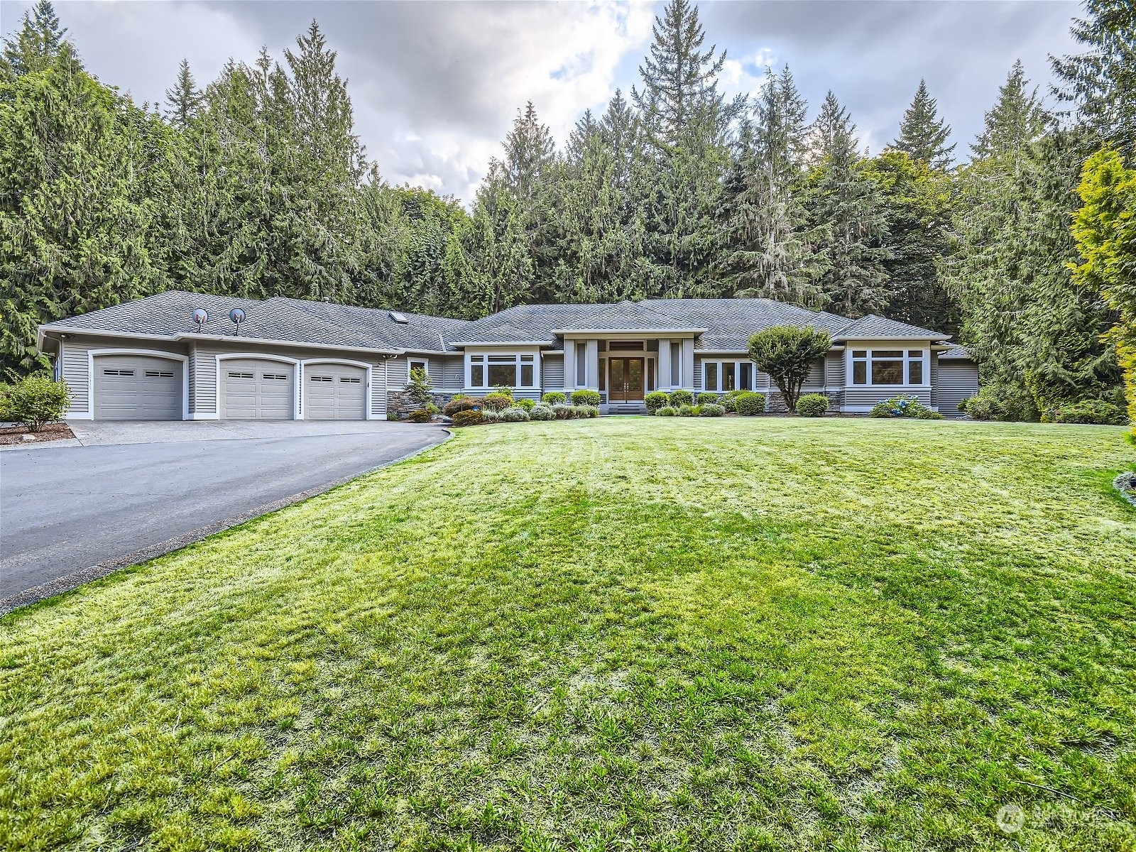 Property Photo:  29335 NE 52nd Street  WA 98014 