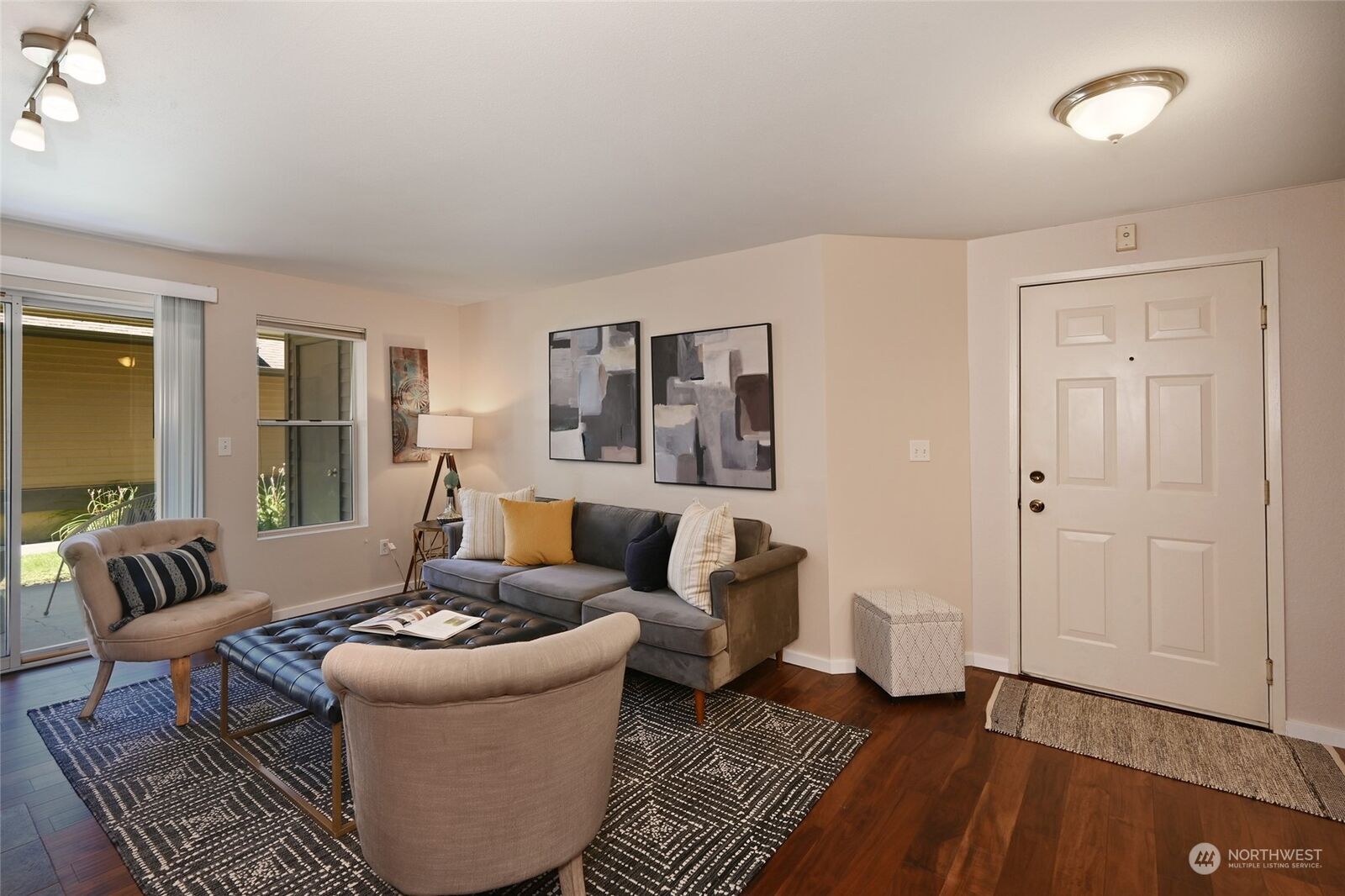 Property Photo: 13209 Newcastle Way C-103 WA 98059