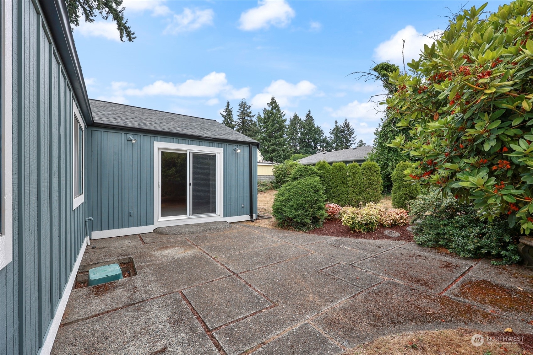 Property Photo: 425 Alameda Avenue WA 98466